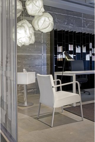 Bureau NPO Fyra instelbaar 160x80cm wit frame wit blad